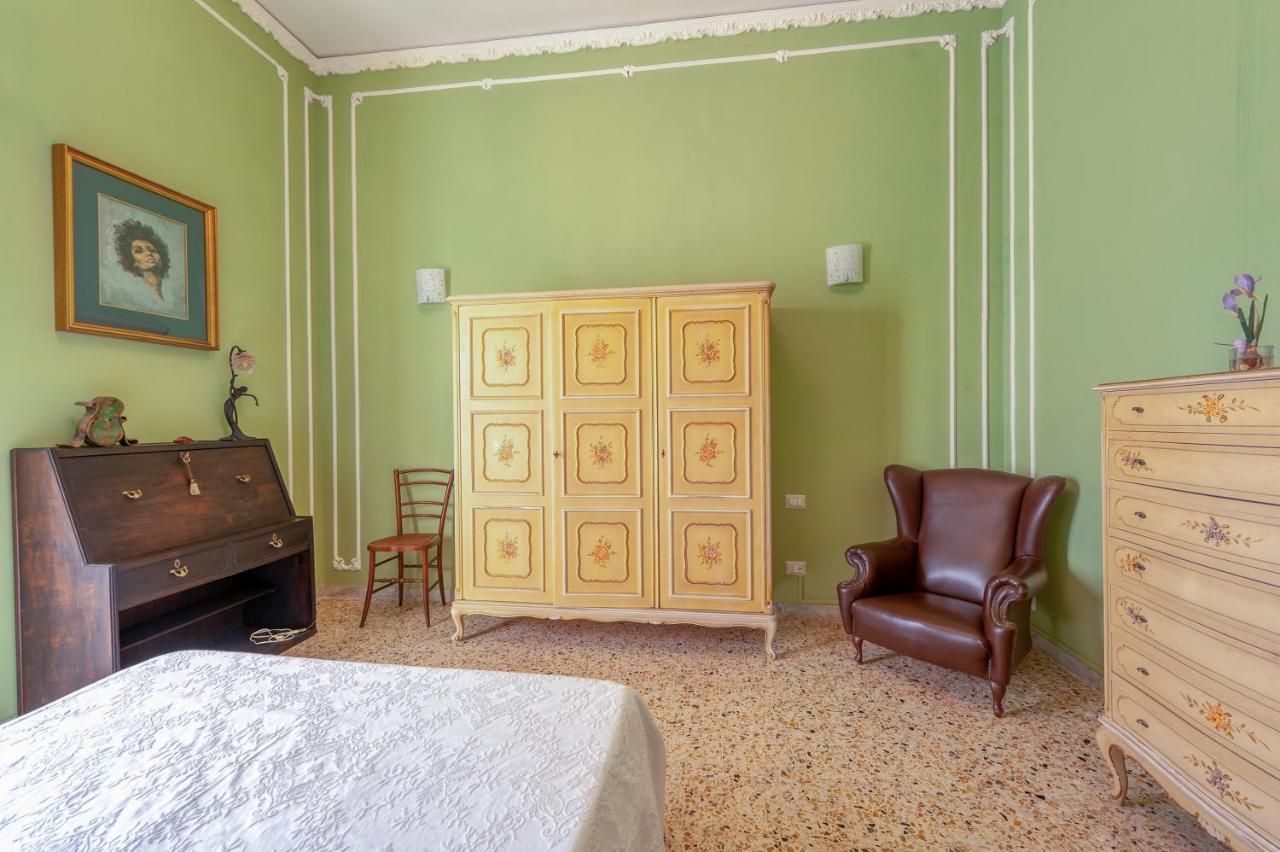 Dimora Anni 50 Apartment เลชเช ภายนอก รูปภาพ